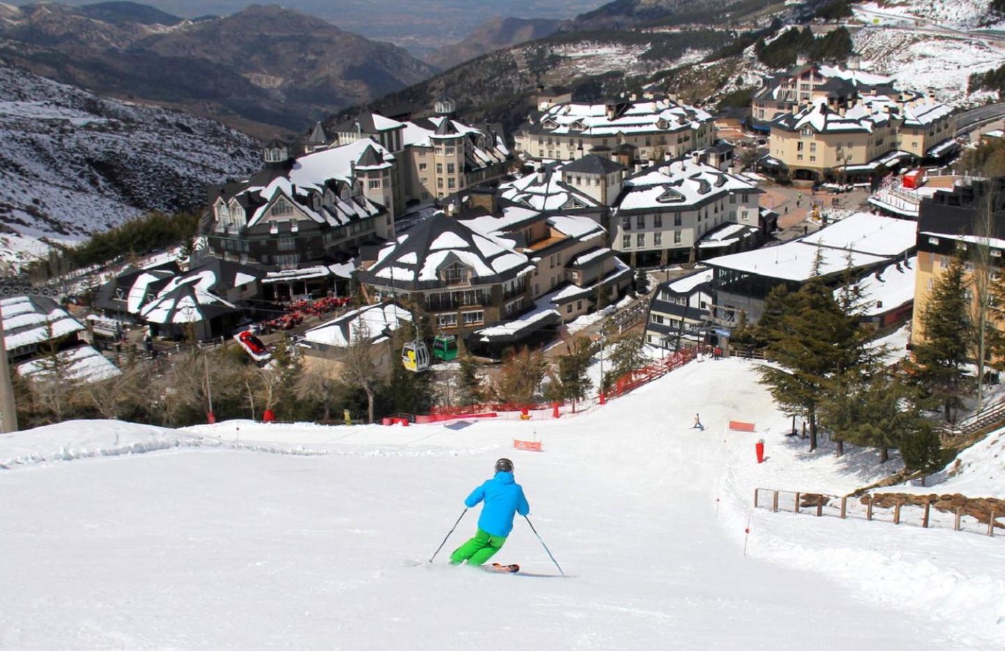 Vista Nevada Ski Lodge 塞拉内华达 外观 照片