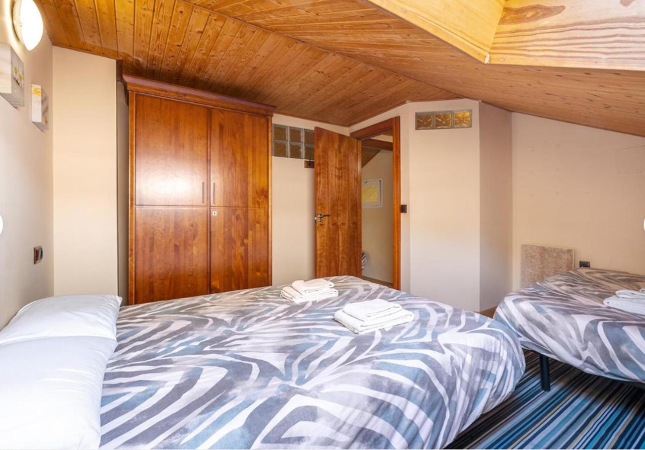 Vista Nevada Ski Lodge 塞拉内华达 客房 照片
